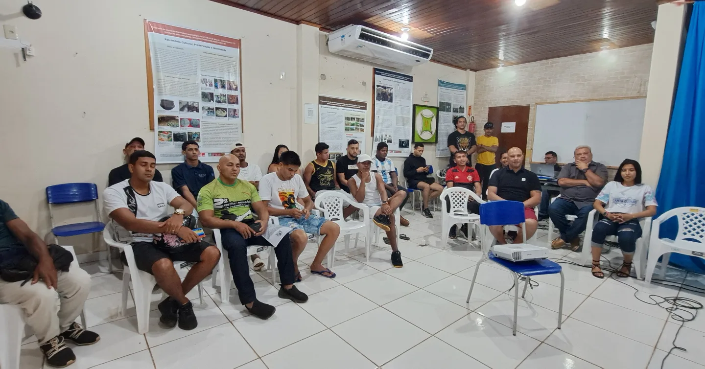 Caravana Cultura como Direito: diálogos culturais, rodas de conversa, troca de saberes, escuta ativa e intervenções artísticas.